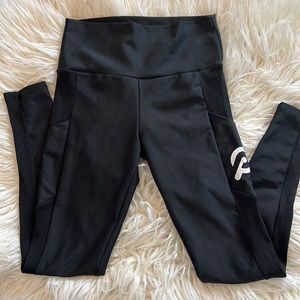 Peloton Black Leggings Sz M 🤍🖤